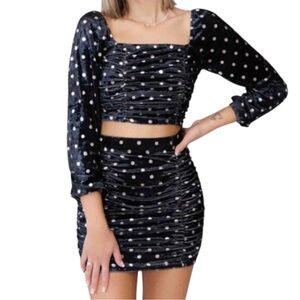 Le Lis Polkadot Roughed Velvet Set Size Small